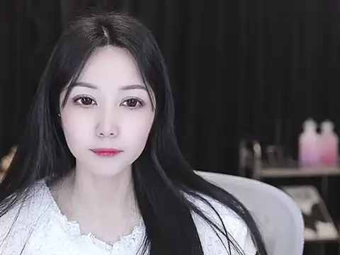 Nuyoah-77 online show from 02.06.26