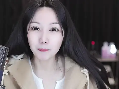 Nuyoah-77 online show from 03.04.26