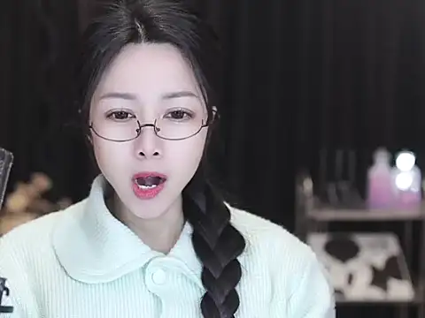 Nuyoah-77 online show from 03.15.26