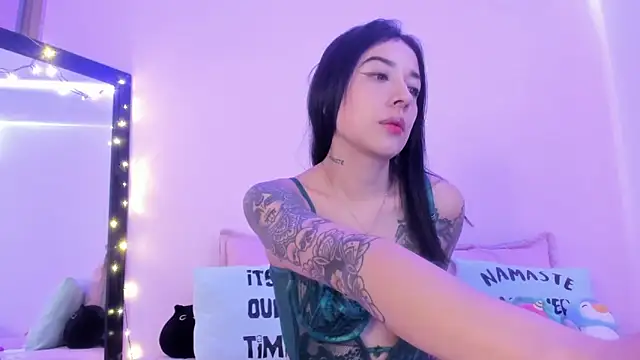 ValeriaCox online show from 01.30.25