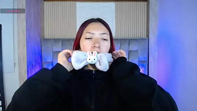 Mia Rinn online show from 10.10.25