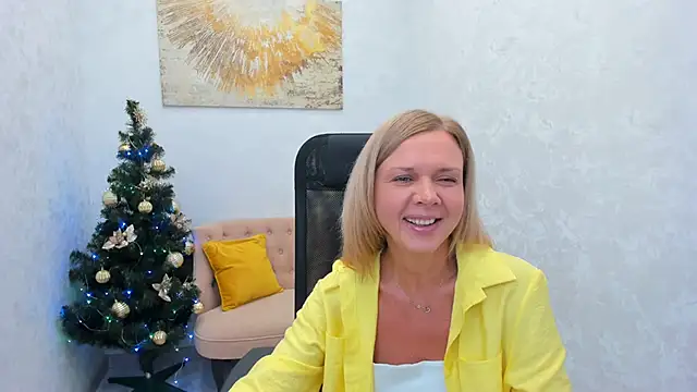 AgathaKlouin online show from 12.14.24