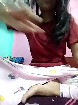 Snapshot of Hotty-Divya chatting on 11.09.25 Hotty-Divya online show from 11.09.25