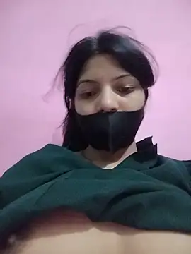Hotty-Divya online show from 05.18.26