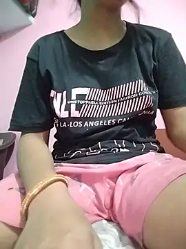 Hotty-Divya online show from 05.23.26
