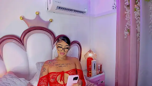 Mia Jansen online show from 05.13.26