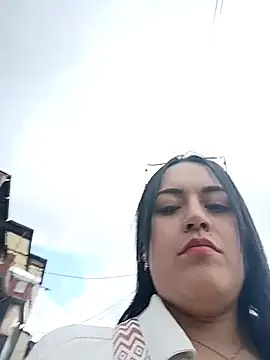Snapshot of Lesly_10- chatting on 04.26.26 Lesly 10- online show from 04.26.26