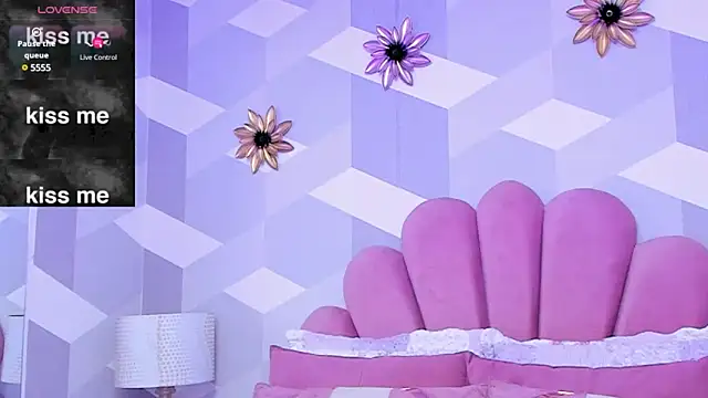 KylieMonnett online show from 12.20.24