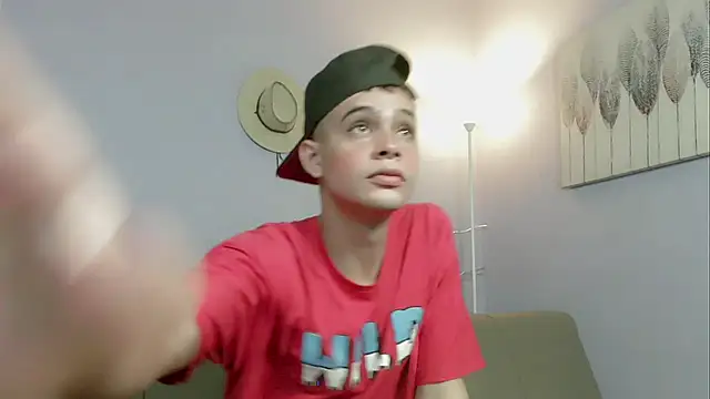 zacariasss  online show from 10.20.25