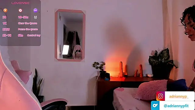 adriannyp 1 online show from 10.23.25