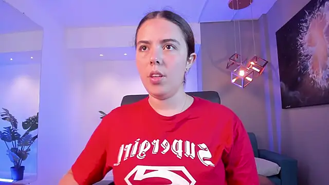 Lyssa Muller online show from 10.06.25