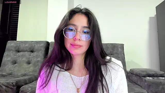 emmadiaz1 online show from 10.06.25