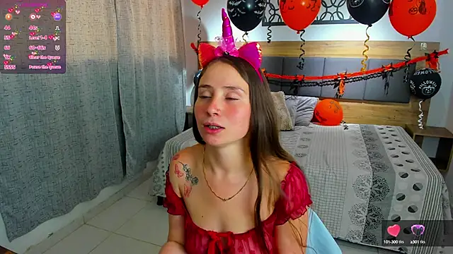 martina lujann online show from 10.15.25