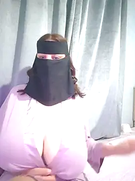 Snapshot of _arabica_ chatting on 04.15.26 arabica online show from 04.15.26