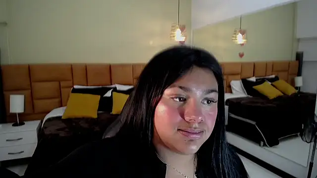 Snapshot of _Dulcinea_1 chatting on 02.20.25  Dulcinea 1 online show from 02.20.25