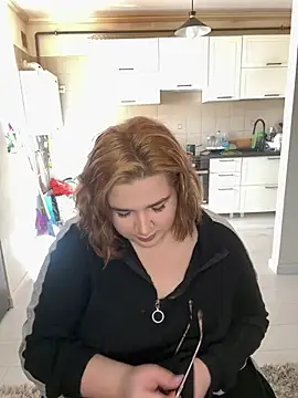 Leya  Droit online show from 03.07.25