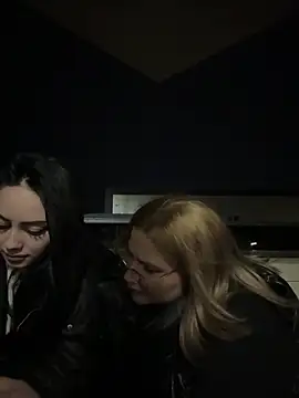 Leya  Droit online show from 03.11.25