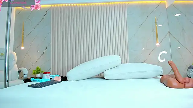 nathassa grant online show from 01.24.25