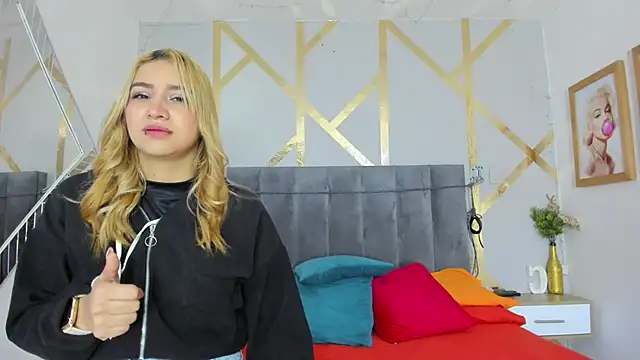 Caroliine Torres online show from 01.17.26