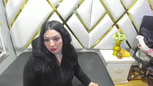 Snapshot of Luciana_Ass chatting on 02.03.25 Luciana Ass online show from 02.03.25