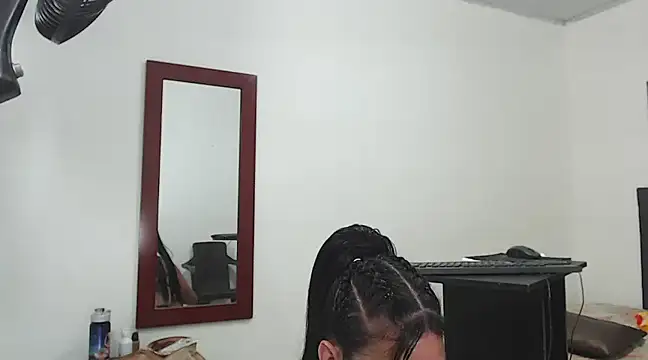 eloisaath online show from 01.23.25