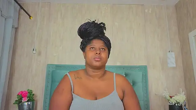 Snapshot of Alexa_roussee chatting on 10.17.25 Alexa roussee online show from 10.17.25