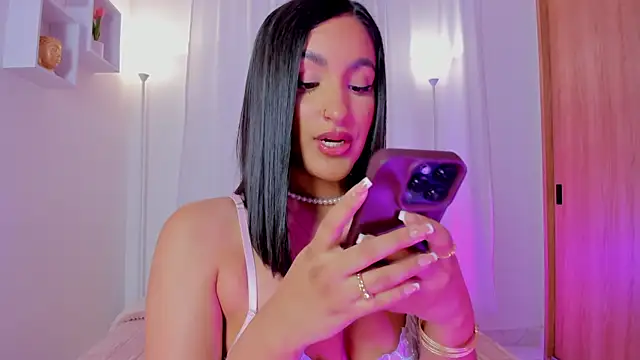 AishaPeyton online show from 06.18.26