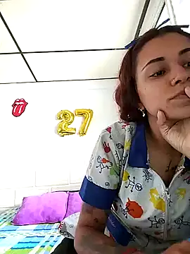 Snapshot of caroline0997 chatting on 01.16.25 caroline0997 online show from 01.16.25