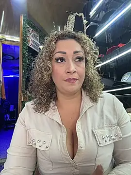 Katti Barrera online show from 07.06.26