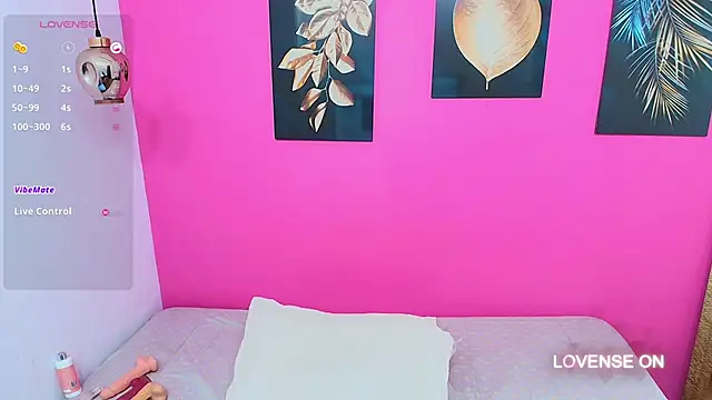petitelittleebony online show from 12.06.24