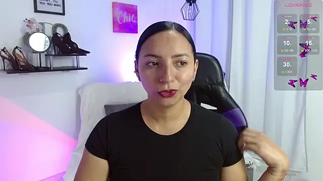 Emmi Cam online show from 07.01.26