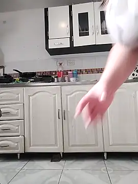 Madisonpalacio online show from 09.17.25