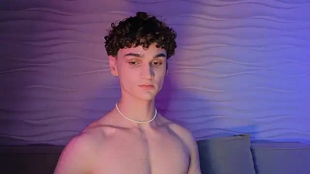 adam 21cm   online show from 10.08.25