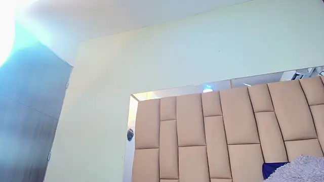 Snapshot of mss_samy chatting on 09.24.25 mss samy online show from 09.24.25