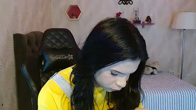 andy bell x online show from 10.23.25