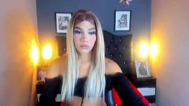 Sara-Smith- online show from 09.25.25