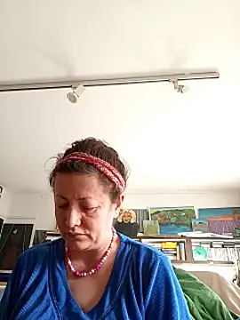 Snapshot of MariaAnaSunshine chatting on 10.01.25 MariaAnaSunshine online show from 10.01.25