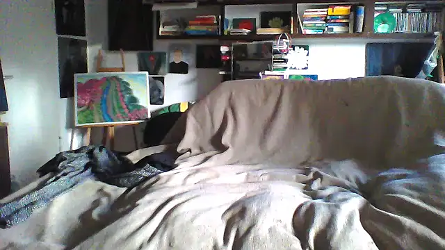 Snapshot of MariaAnaSunshine chatting on 10.25.25 MariaAnaSunshine online show from 10.25.25