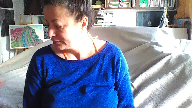 Snapshot of MariaAnaSunshine chatting on 10.29.25 MariaAnaSunshine online show from 10.29.25