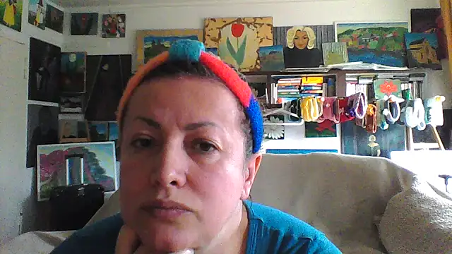 Snapshot of MariaAnaSunshine chatting on 11.12.25 MariaAnaSunshine online show from 11.12.25