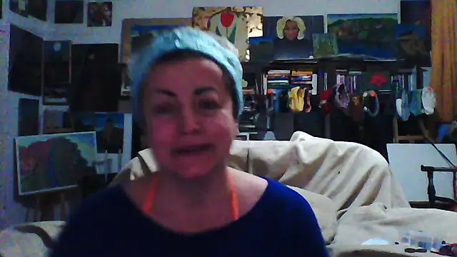 Snapshot of MariaAnaSunshine chatting on 11.20.25 MariaAnaSunshine online show from 11.20.25