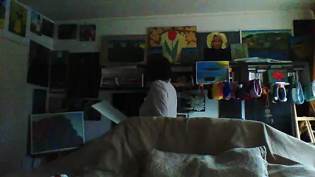 Snapshot of MariaAnaSunshine chatting on 11.29.25 MariaAnaSunshine online show from 11.29.25
