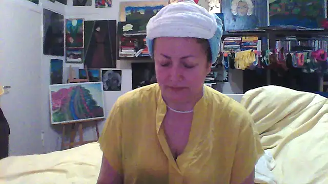 Snapshot of MariaAnaSunshine chatting on 01.16.26 MariaAnaSunshine online show from 01.16.26