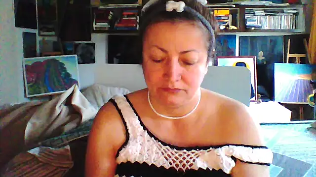 Snapshot of MariaAnaSunshine chatting on 02.10.26 MariaAnaSunshine online show from 02.10.26
