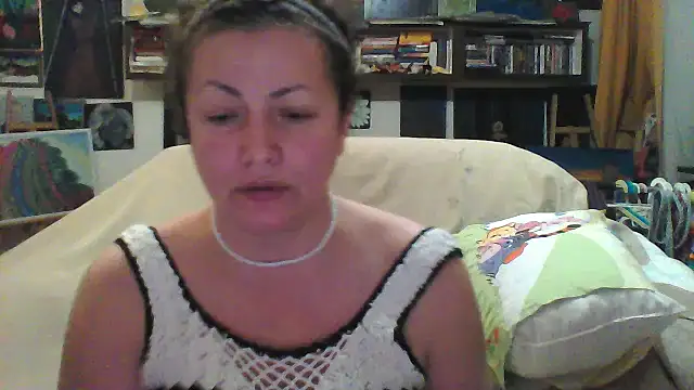 Snapshot of MariaAnaSunshine chatting on 02.11.26 MariaAnaSunshine online show from 02.11.26