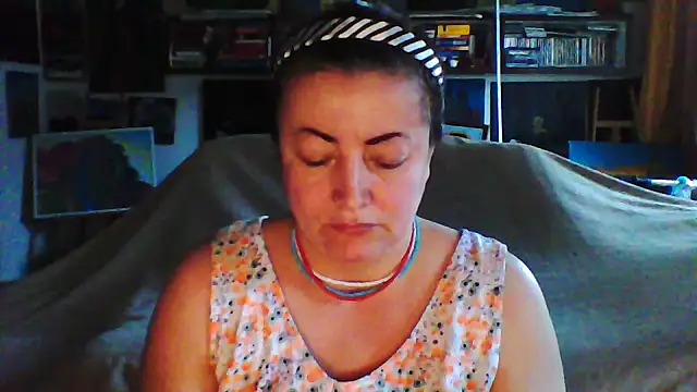 Snapshot of MariaAnaSunshine chatting on 02.21.26 MariaAnaSunshine online show from 02.21.26