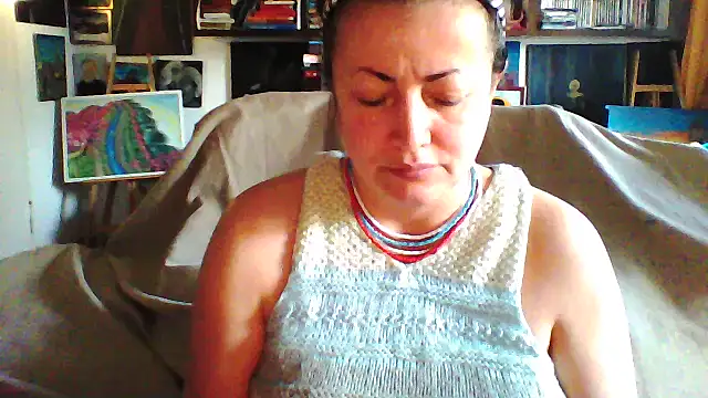 Snapshot of MariaAnaSunshine chatting on 02.26.26 MariaAnaSunshine online show from 02.26.26