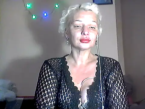 MaryJane441 online show from 12.22.25