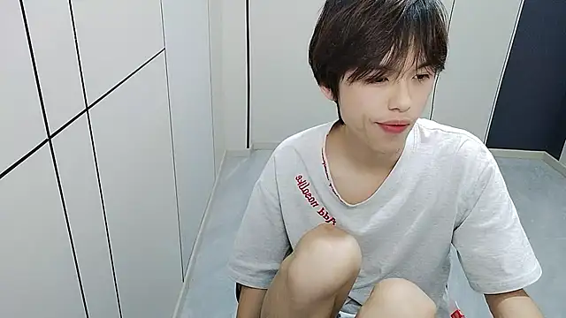xiaottt1918 online show from 08.09.26