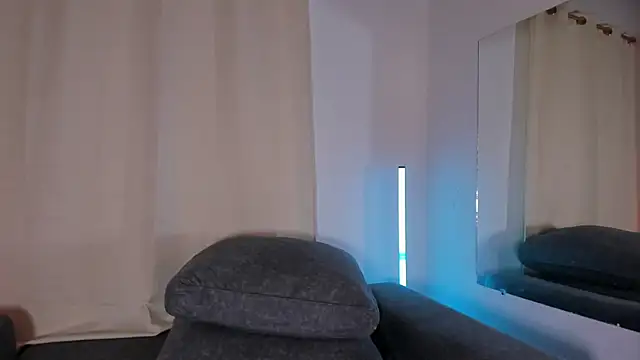 Snapshot of zoe_roux21 chatting on 03.09.25 zoe roux21 online show from 03.09.25